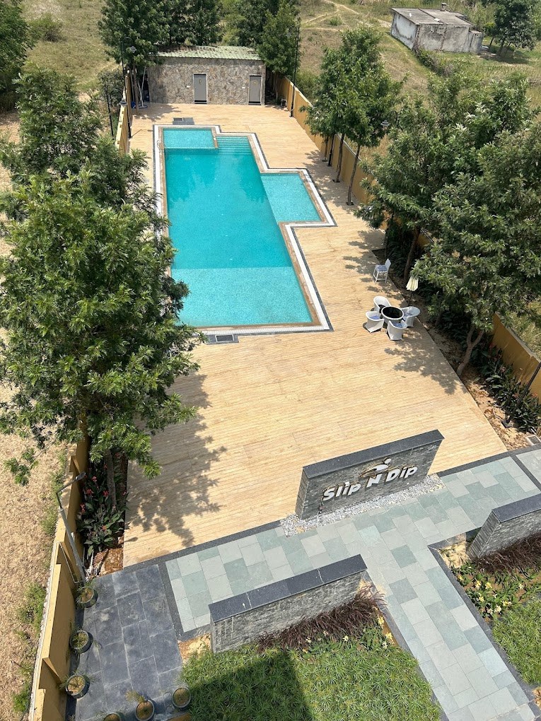 Pool at Shukrana Resort