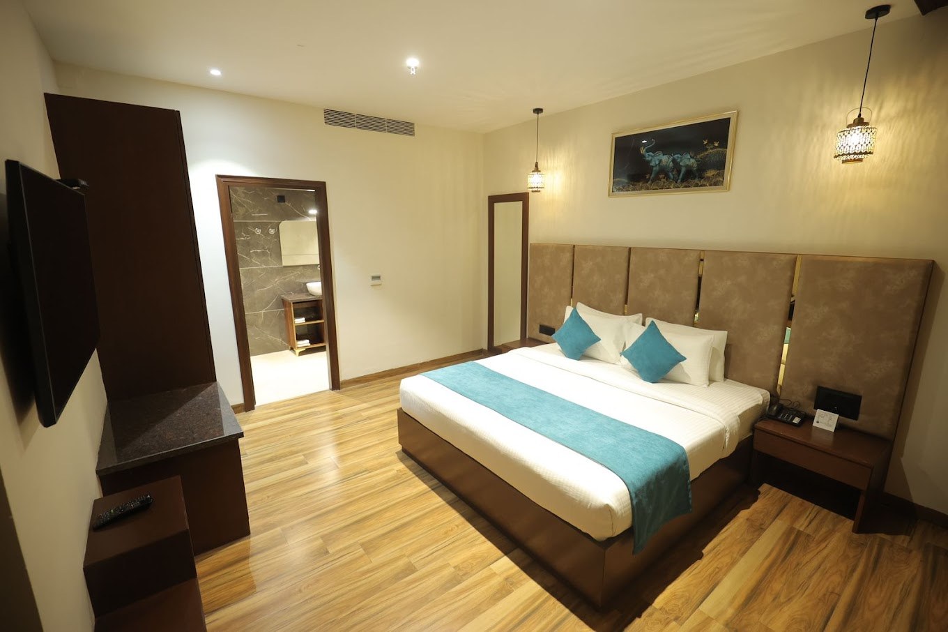 Room at Shukrana Resort